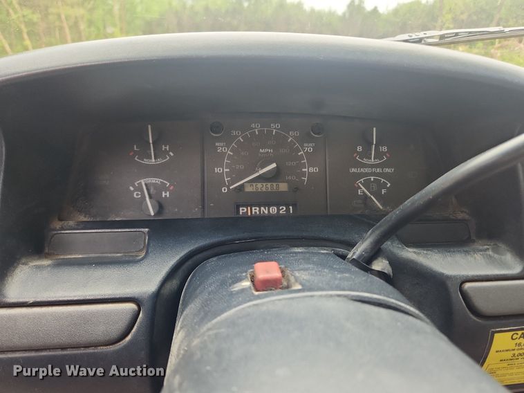 image for item LX9576 1993 Ford F250 XL  dump flatbed pickup truck