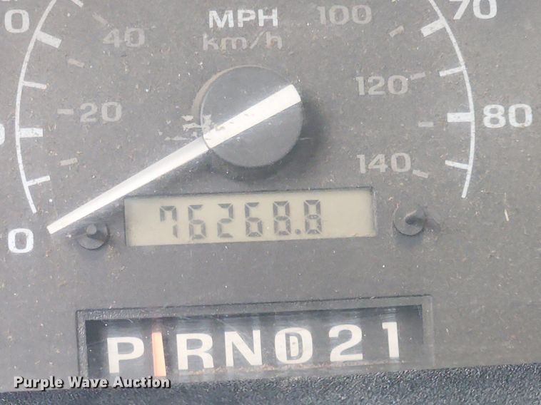 image for item LX9576 1993 Ford F250 XL  dump flatbed pickup truck