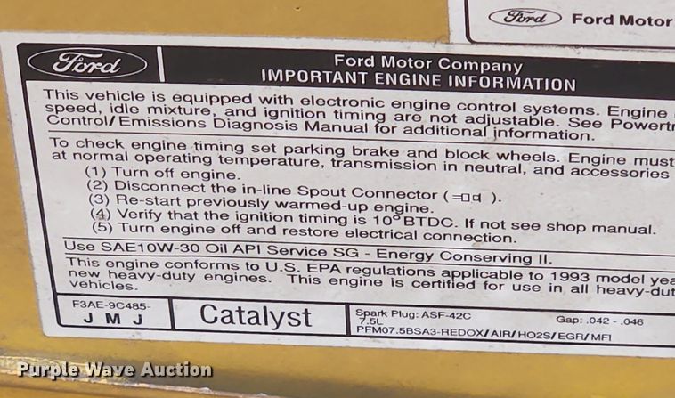 image for item LX9576 1993 Ford F250 XL  dump flatbed pickup truck