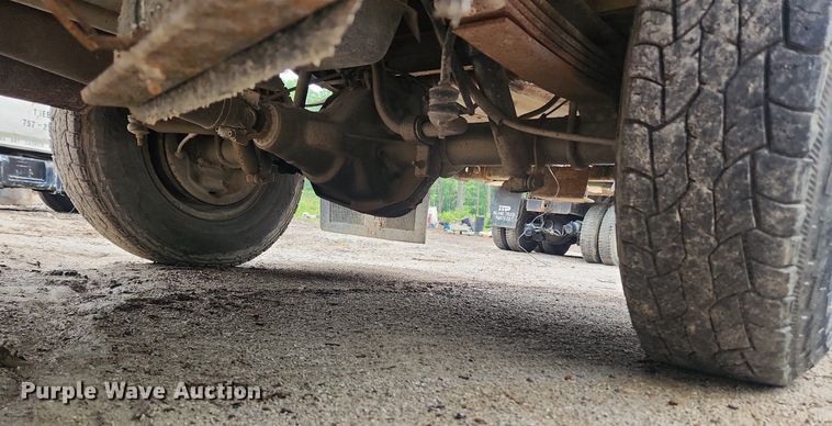 image for item LX9576 1993 Ford F250 XL  dump flatbed pickup truck