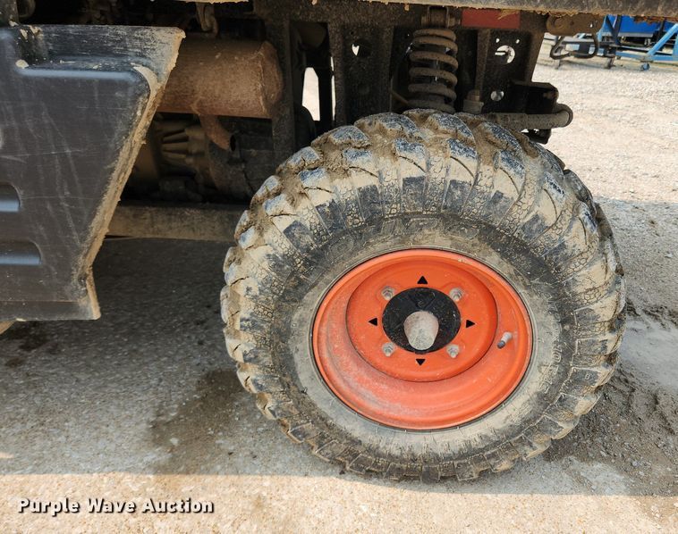 image for item LX9601 2014 Bobcat 3400XL  utility vehicle