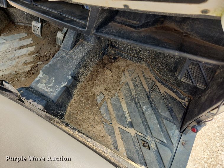 image for item LX9602 2016 Bobcat 3400XL  utility vehicle