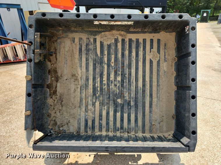 image for item LX9602 2016 Bobcat 3400XL  utility vehicle