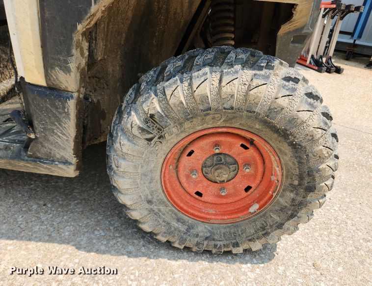 image for item LX9602 2016 Bobcat 3400XL  utility vehicle