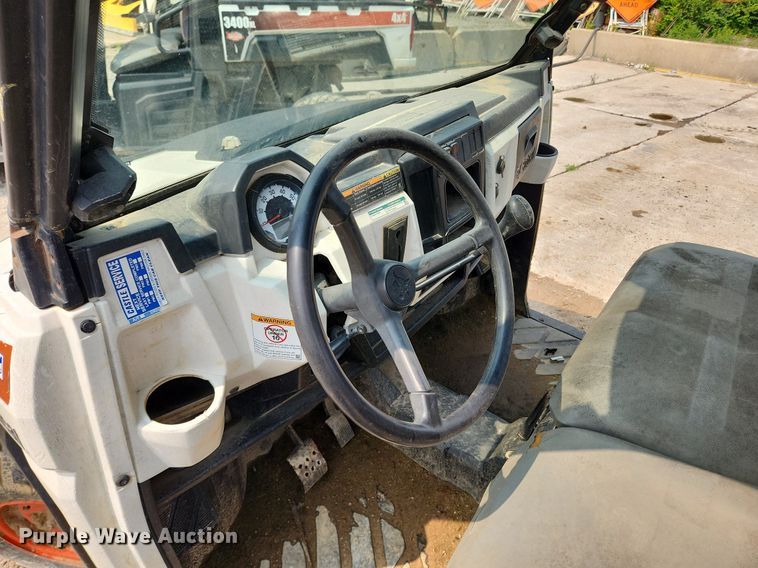 image for item LX9605 2015 Bobcat 3400XL  utility vehicle