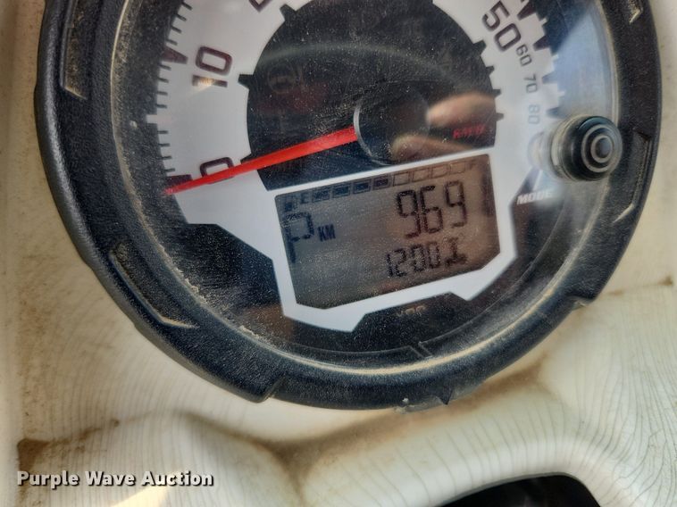 image for item LX9605 2015 Bobcat 3400XL  utility vehicle