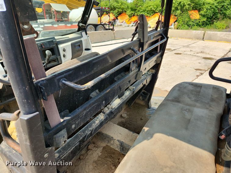 image for item LX9605 2015 Bobcat 3400XL  utility vehicle