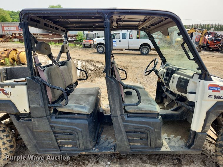 image for item LX9605 2015 Bobcat 3400XL  utility vehicle