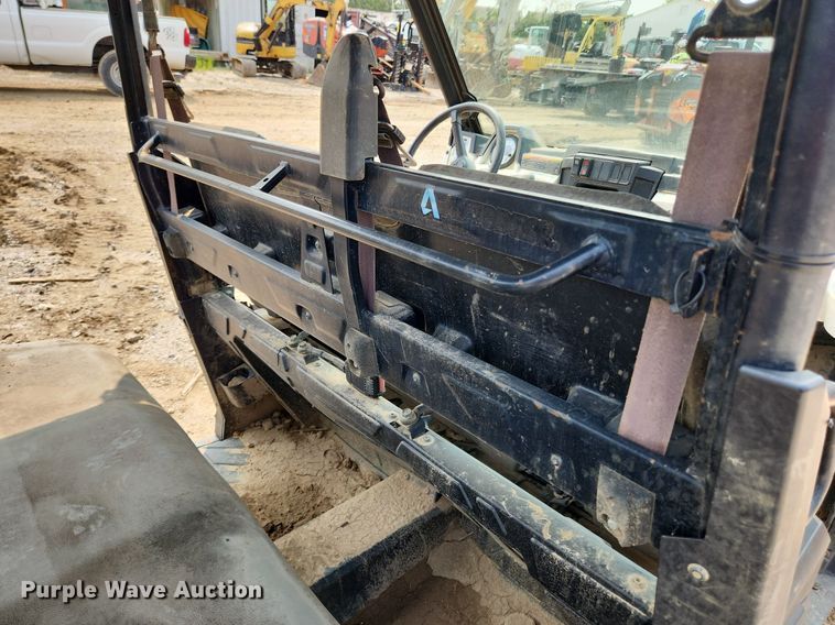 image for item LX9605 2015 Bobcat 3400XL  utility vehicle