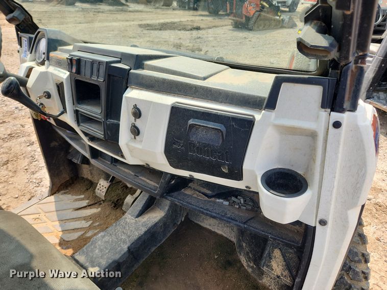 image for item LX9605 2015 Bobcat 3400XL  utility vehicle