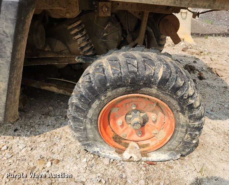 image for item LX9605 2015 Bobcat 3400XL  utility vehicle