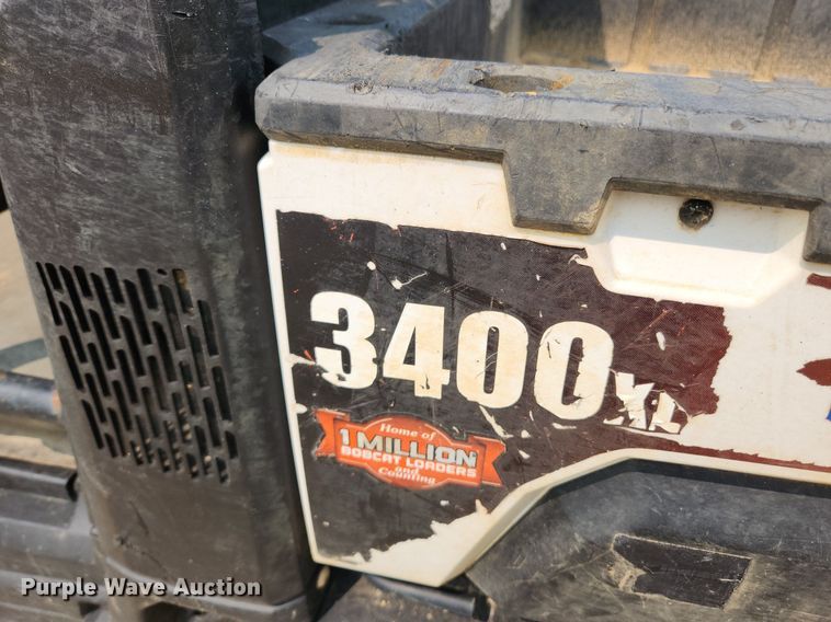image for item LX9605 2015 Bobcat 3400XL  utility vehicle