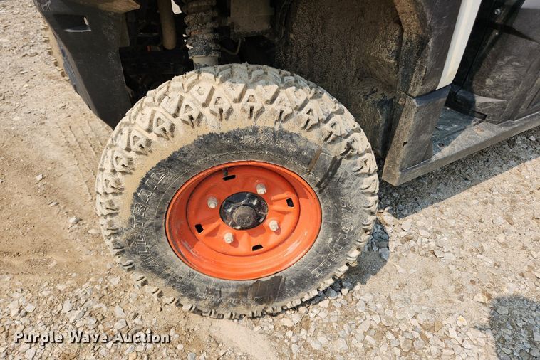 image for item LX9606 2015 Bobcat 3400XL  utility vehicle