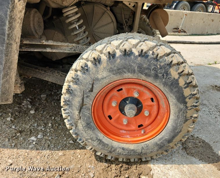 image for item LX9606 2015 Bobcat 3400XL  utility vehicle