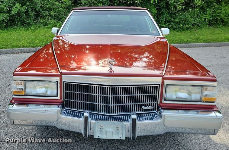 image for item LX9612 1992 Cadillac Brougham d'Elegance