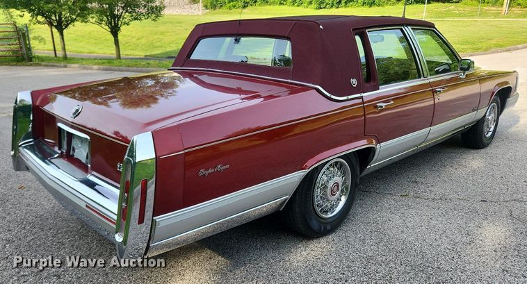 image for item LX9612 1992 Cadillac Brougham d'Elegance