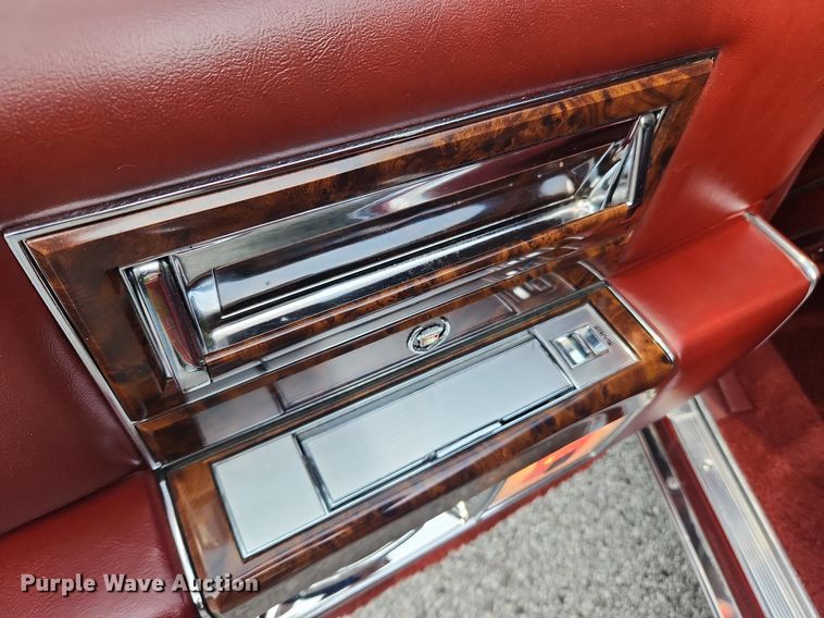 image for item LX9612 1992 Cadillac Brougham d'Elegance