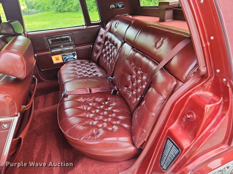 image for item LX9612 1992 Cadillac Brougham d'Elegance