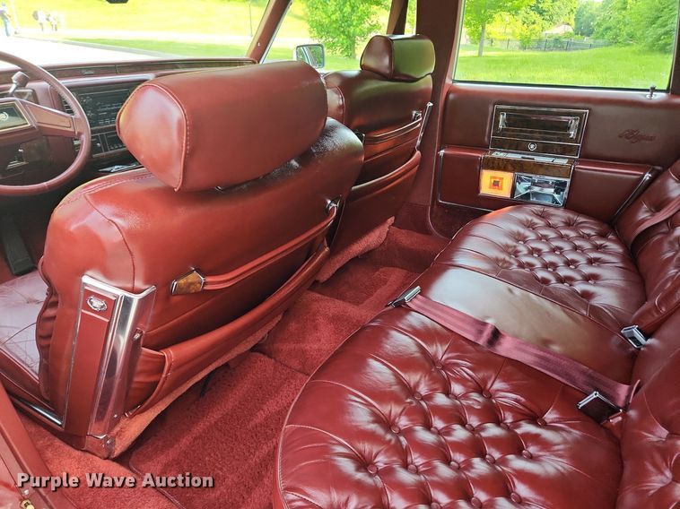 image for item LX9612 1992 Cadillac Brougham d'Elegance