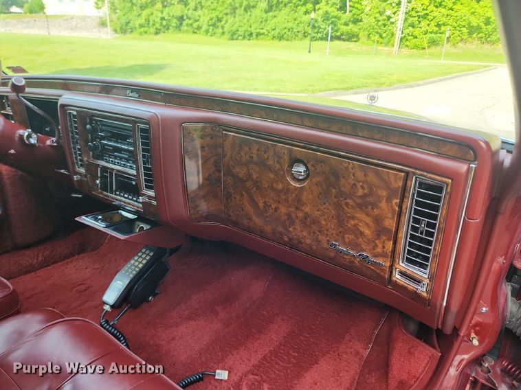 image for item LX9612 1992 Cadillac Brougham d'Elegance