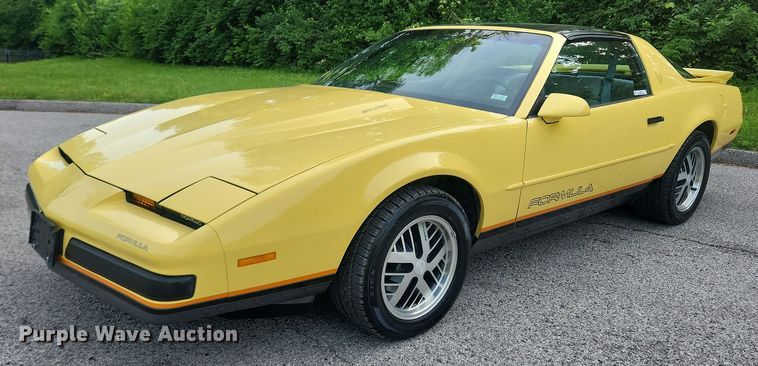 image for item LX9613 1987 Pontiac Firebird Formula