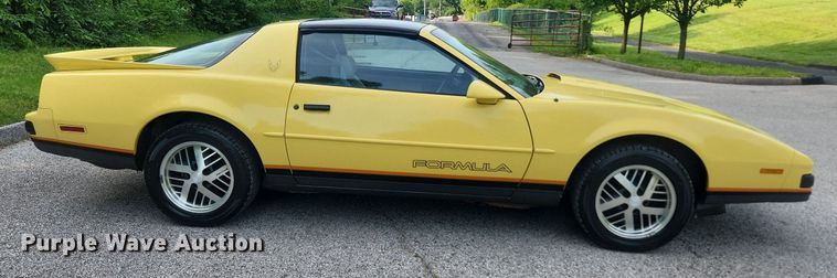 image for item LX9613 1987 Pontiac Firebird Formula