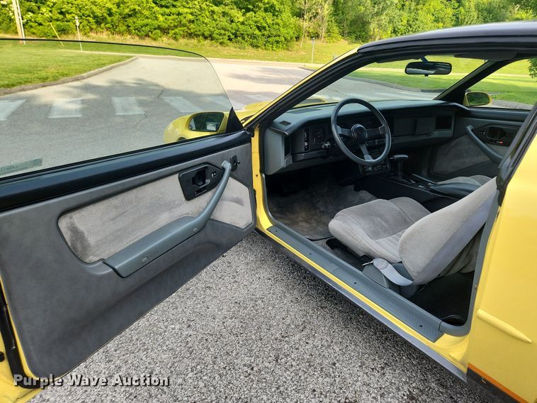image for item LX9613 1987 Pontiac Firebird Formula