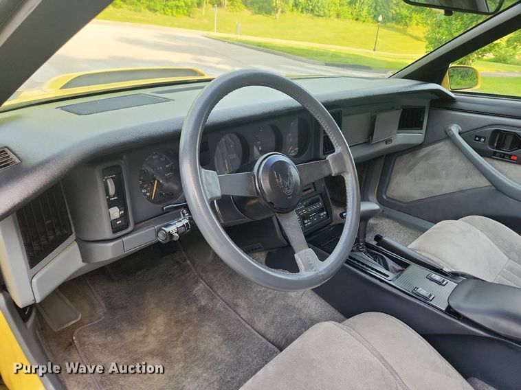 image for item LX9613 1987 Pontiac Firebird Formula