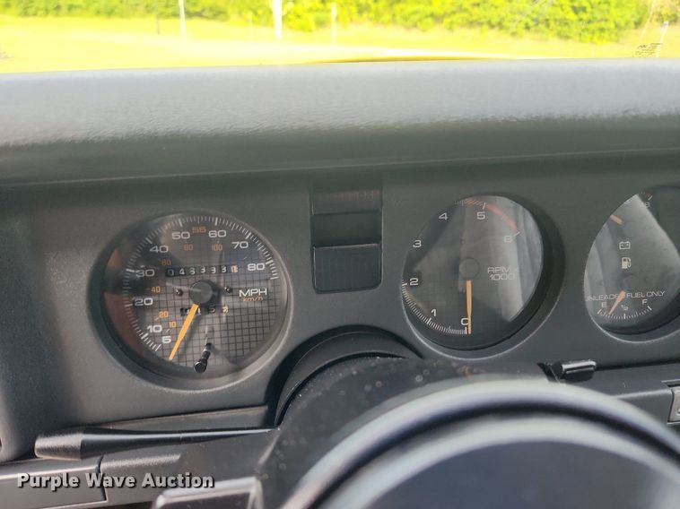 image for item LX9613 1987 Pontiac Firebird Formula