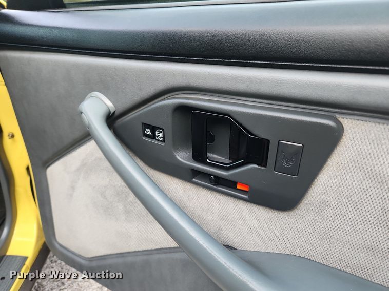 image for item LX9613 1987 Pontiac Firebird Formula