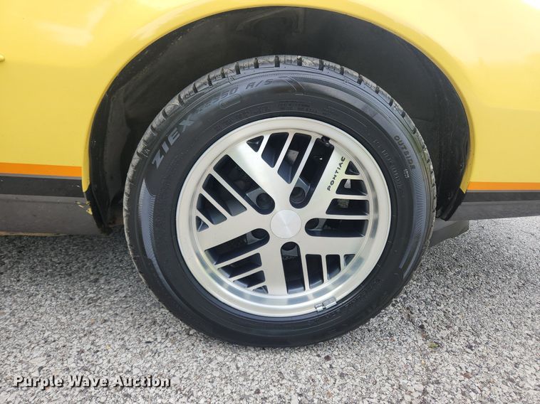 image for item LX9613 1987 Pontiac Firebird Formula
