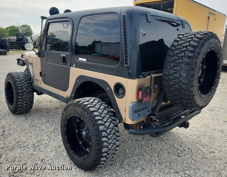 image for item LX9614 1999 Jeep Wrangler Sport  SUV