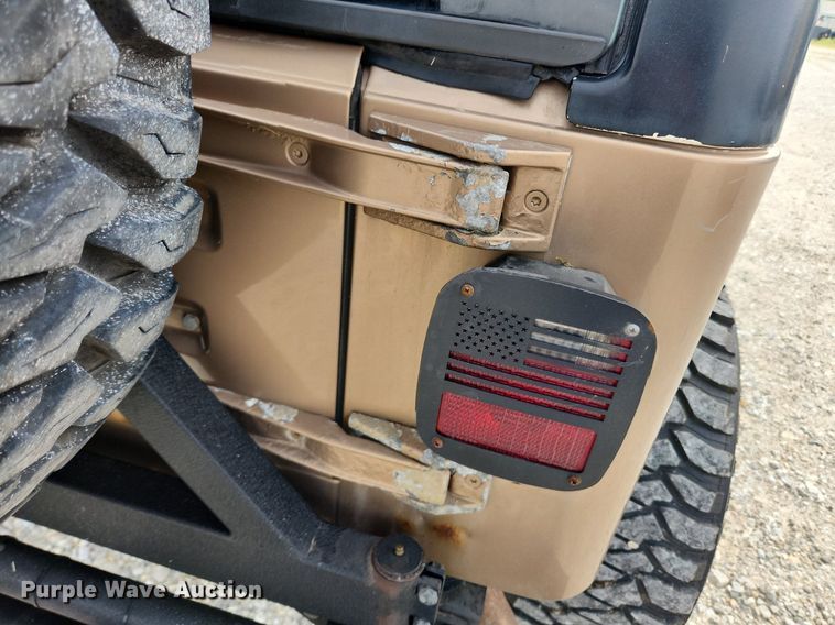 image for item LX9614 1999 Jeep Wrangler Sport  SUV