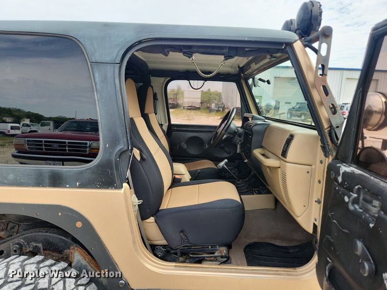 image for item LX9614 1999 Jeep Wrangler Sport  SUV