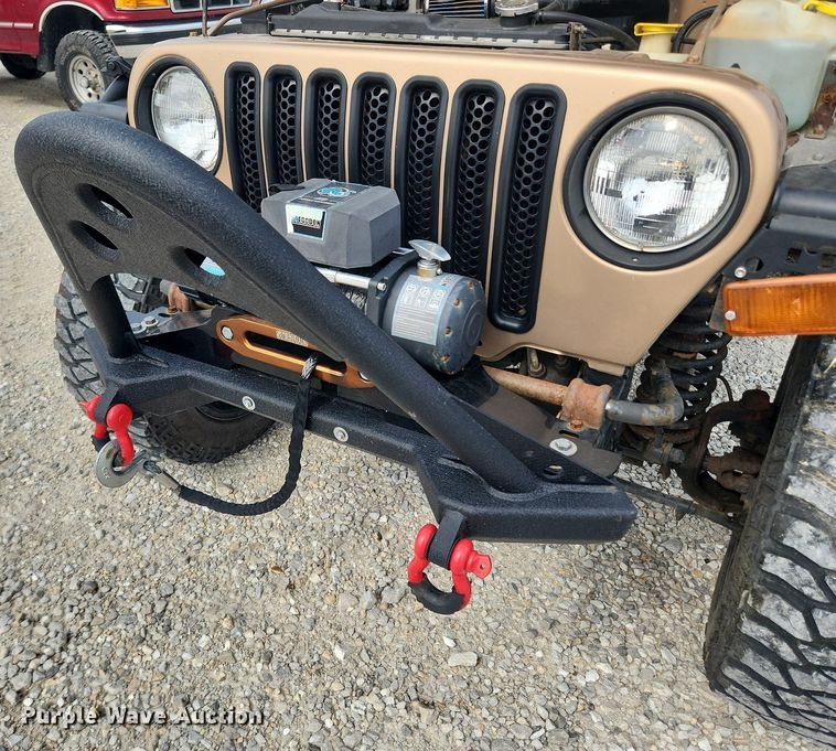 image for item LX9614 1999 Jeep Wrangler Sport  SUV