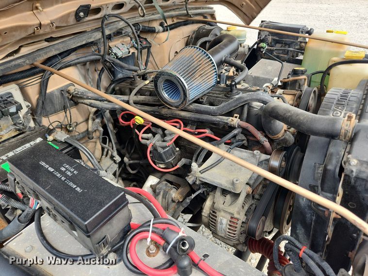 image for item LX9614 1999 Jeep Wrangler Sport  SUV