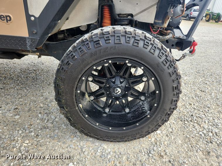 image for item LX9614 1999 Jeep Wrangler Sport  SUV