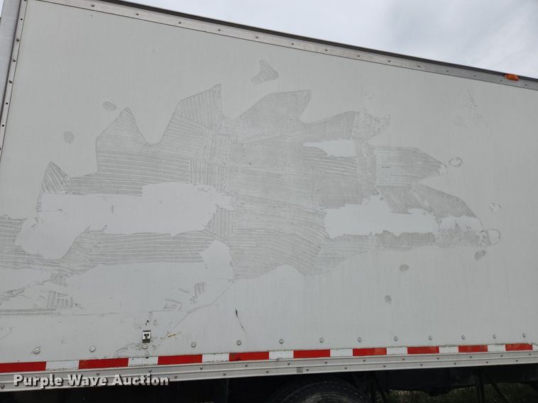 image for item LX9616 2007 International 4400  box truck