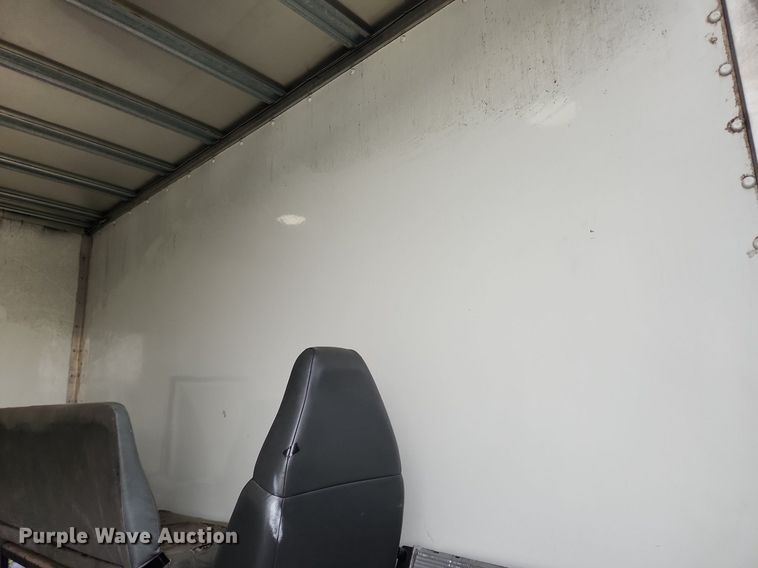 image for item LX9616 2007 International 4400  box truck