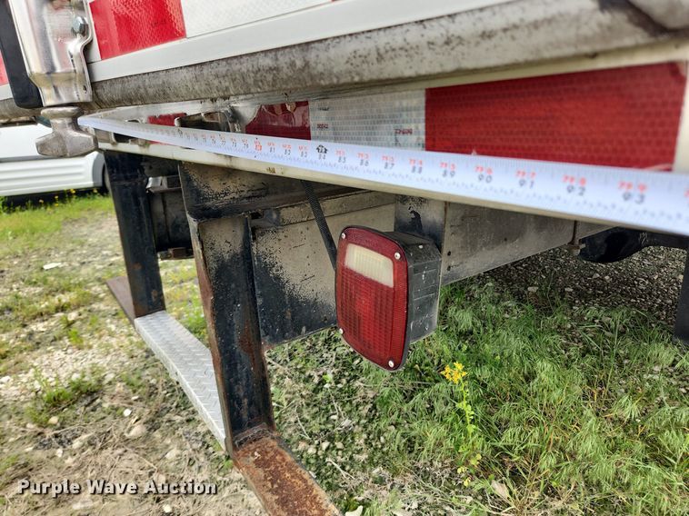 image for item LX9616 2007 International 4400  box truck