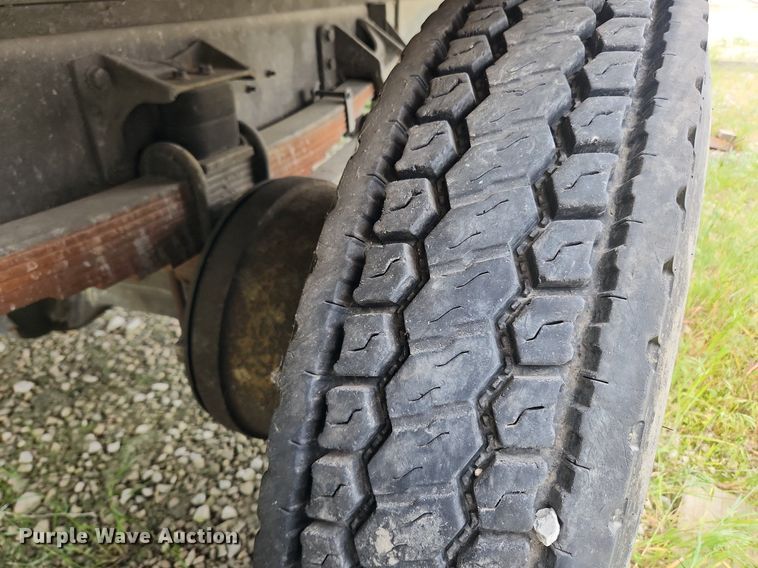 image for item LX9616 2007 International 4400  box truck