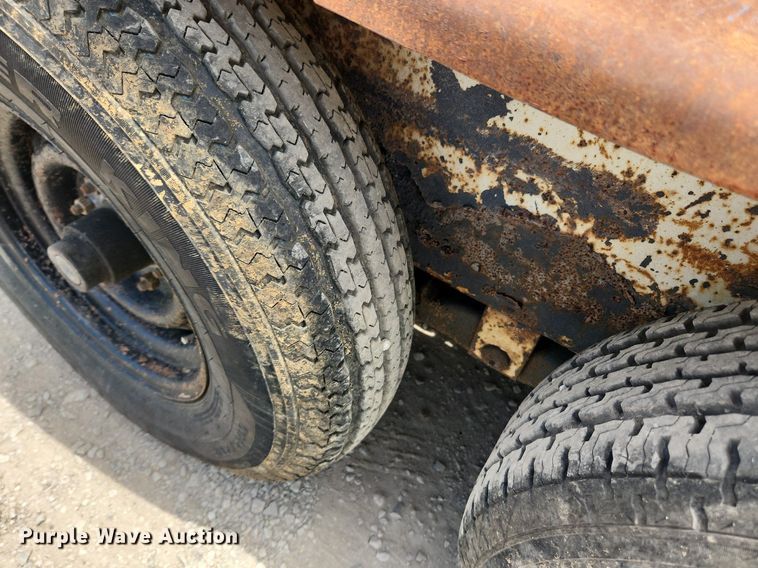 image for item LX9629 1999 Cronkite 2600EWA  equipment trailer