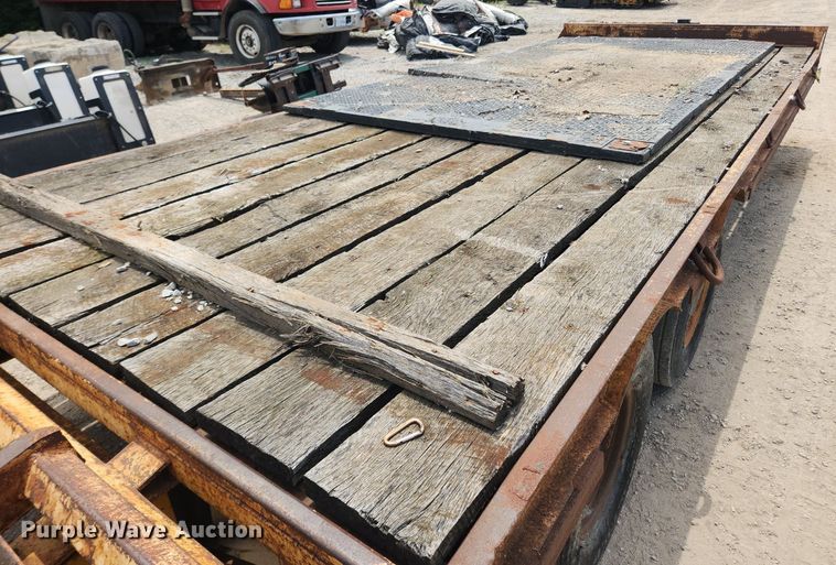 image for item LX9630 2004 Holden HCZ24KT  equipment trailer