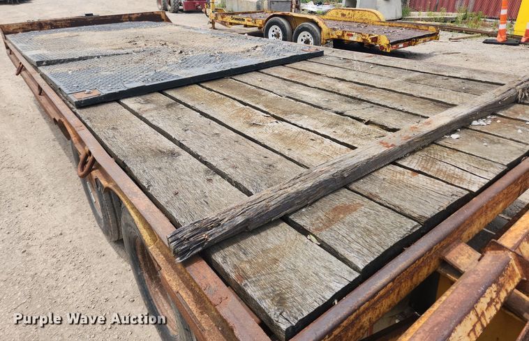 image for item LX9630 2004 Holden HCZ24KT  equipment trailer