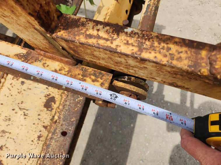 image for item LX9630 2004 Holden HCZ24KT  equipment trailer