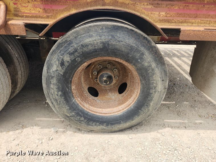 image for item LX9630 2004 Holden HCZ24KT  equipment trailer