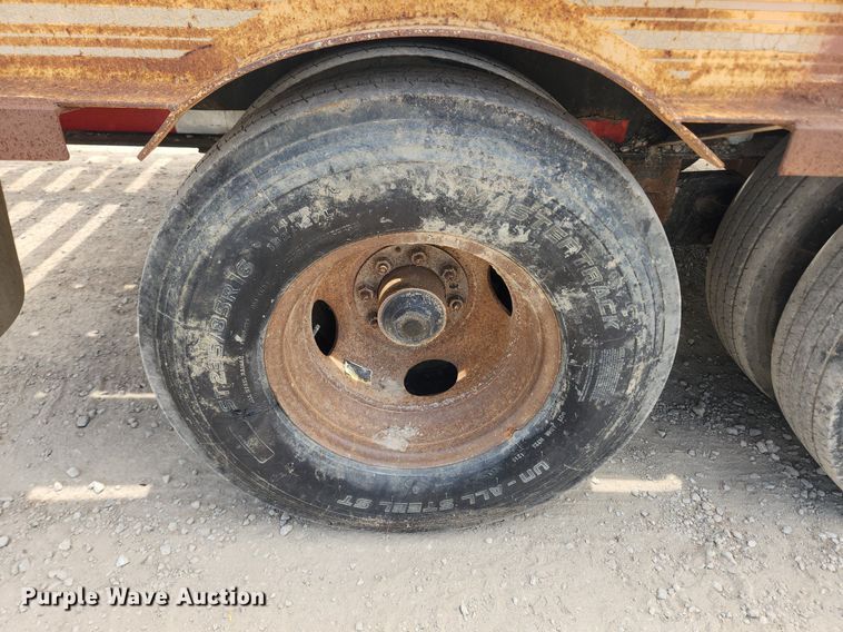 image for item LX9630 2004 Holden HCZ24KT  equipment trailer