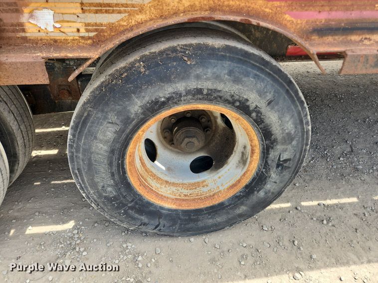 image for item LX9630 2004 Holden HCZ24KT  equipment trailer