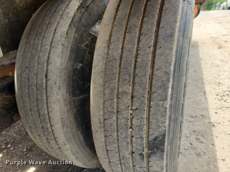 image for item LX9630 2004 Holden HCZ24KT  equipment trailer