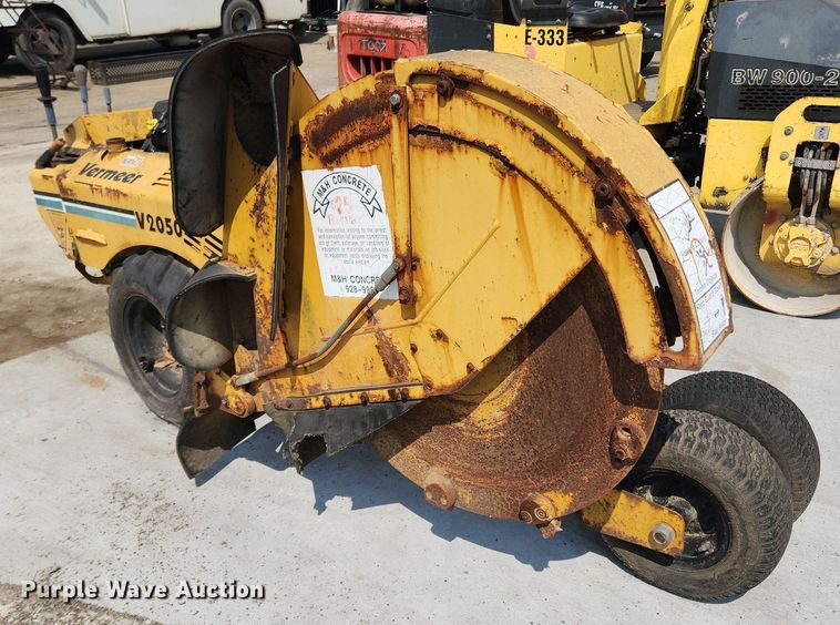 image for item LX9637 2002 Vermeer V2050  root cutter